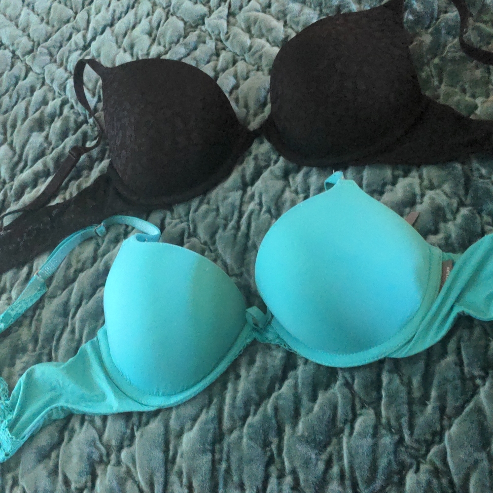 34b Aerie and Victoria Secret Bra